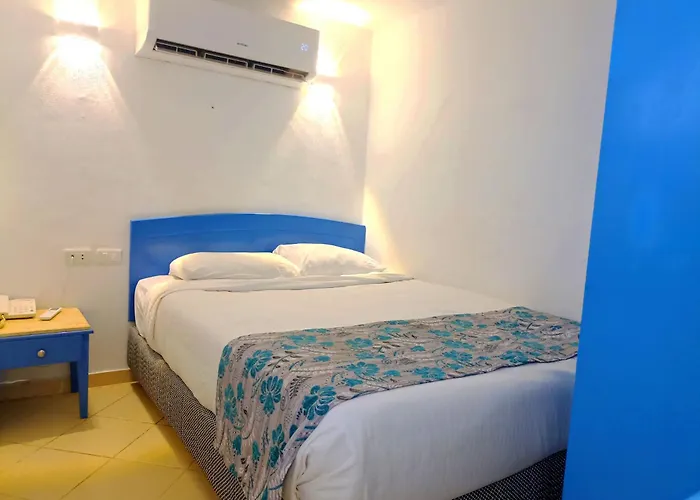 Kanabesh Szálloda 3*